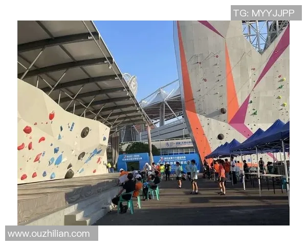 攀岩纪实：记录武汉攀岩队的成长故事